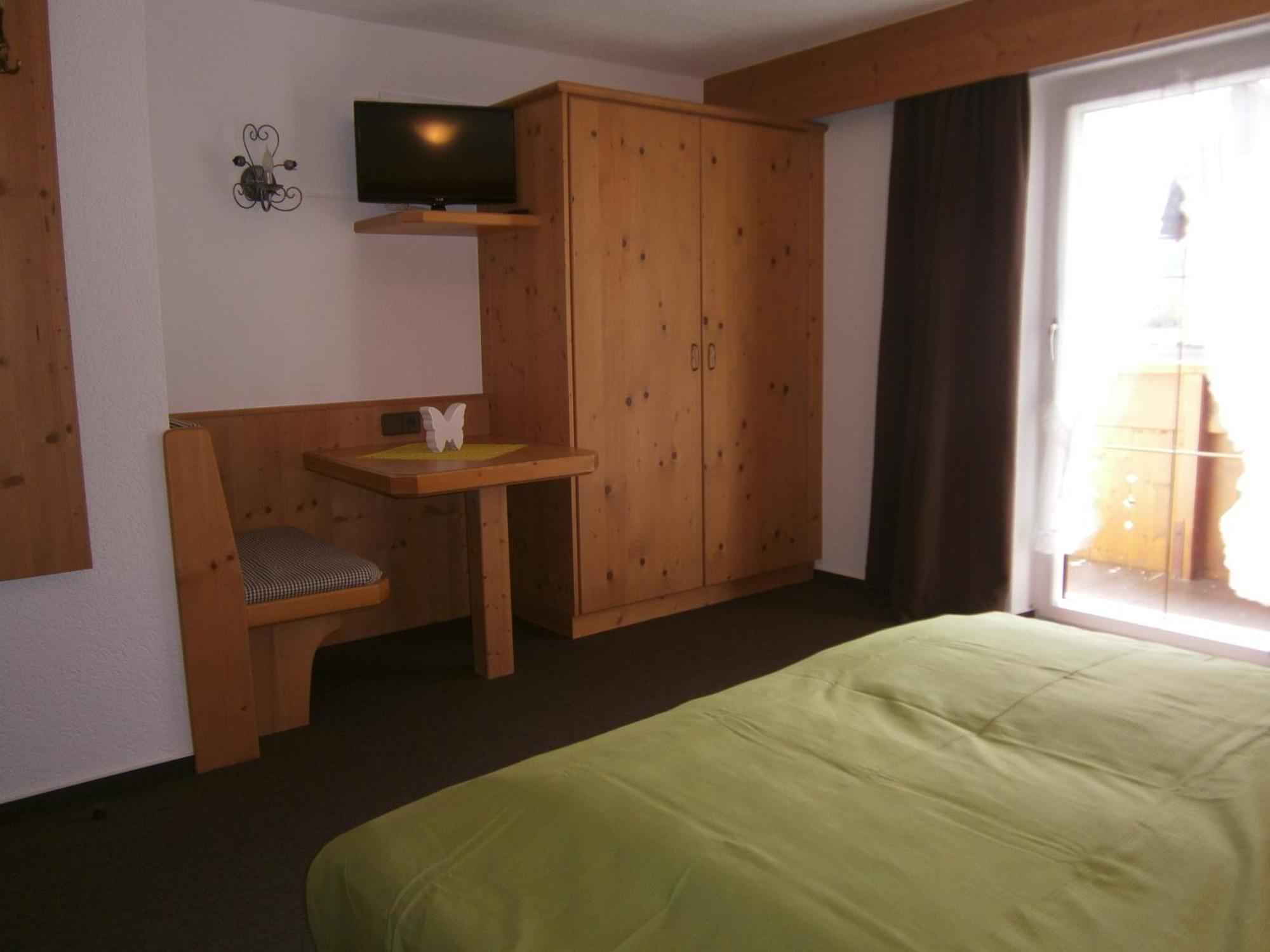 Haus Wiesenheim Fw Oetztal Längenfeld Szoba fotó